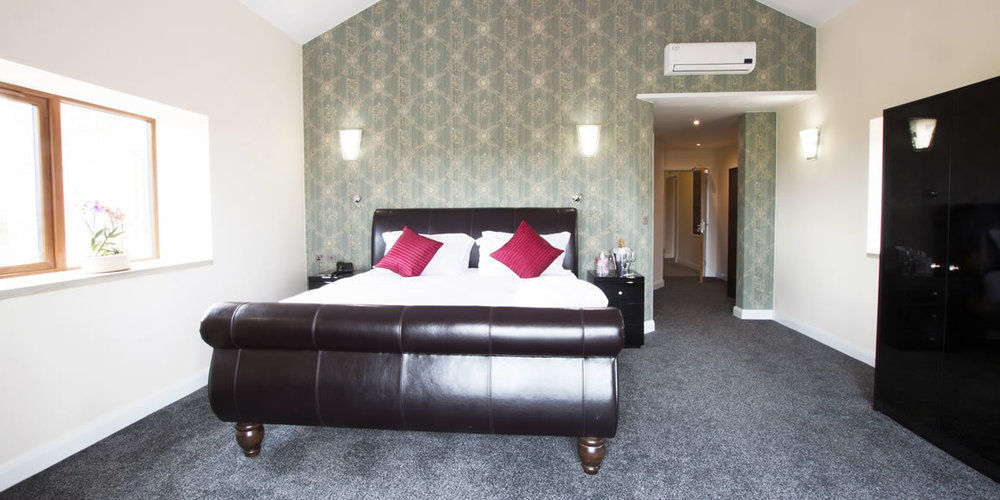 Oak Royal Hotel, Golf And Country Club Чорлі Екстер'єр фото