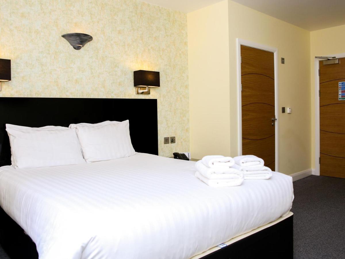 Oak Royal Hotel, Golf And Country Club Чорлі Екстер'єр фото